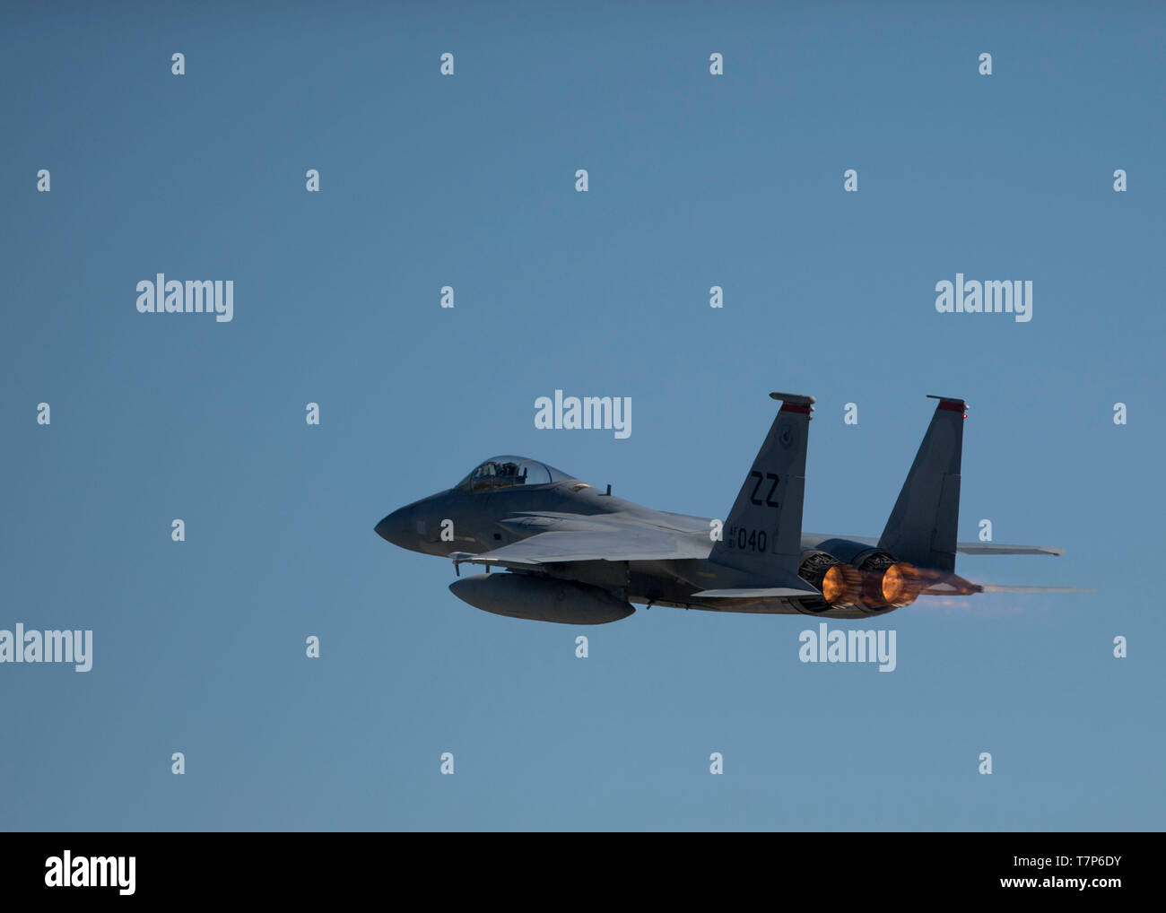 Un F-15C Eagle prend son envol au cours de drapeau à damiers 19-1 à la base aérienne Tyndall, en Floride, le 6 mai 2019. La 325e Escadre de chasse s'est associé avec les membres de Air Combat Command, l'éducation et de la formation d'Air Air Mobility Command, commandement et les forces de l'air américaine, l'Europe de mener les deux semaine de l'exercice. (U.S. Air Force photo par un membre de la 1re classe Monica Roybal) Banque D'Images