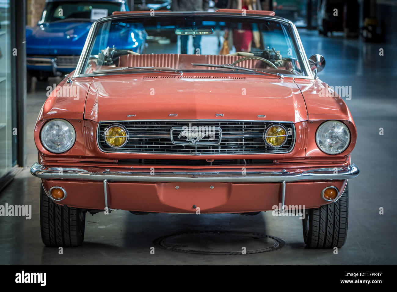 Ford Mustang cabriolet en parfait état original, la meilleure voiture pour l'amateur de muscle ancien Banque D'Images