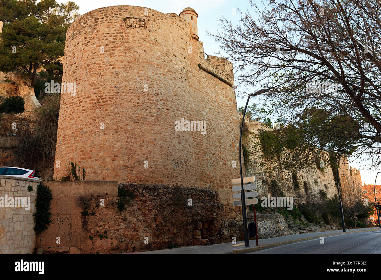 Château de Dénia, murs de la recherche des forums de Mur street, Costa Blanca, Espagne Banque D'Images