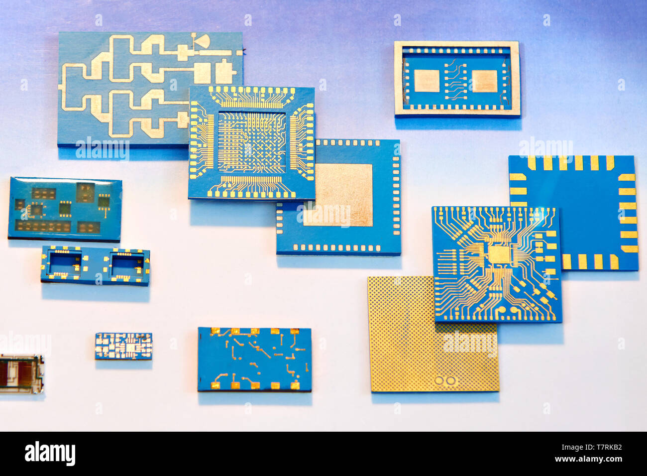 Transistor à couches minces et épais de la technologie de l'électronique Banque D'Images