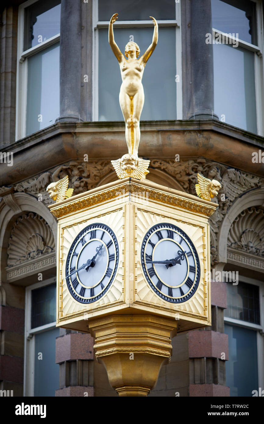Newcastle Upon Tyne, bijoutiers orfèvres or construction réveil Banque D'Images