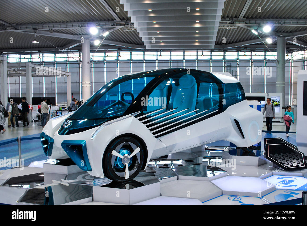 Hidrogen futuriste Toyota Megaweb en voiture. D'Odaiba. Tokyo. Le Japon. Banque D'Images