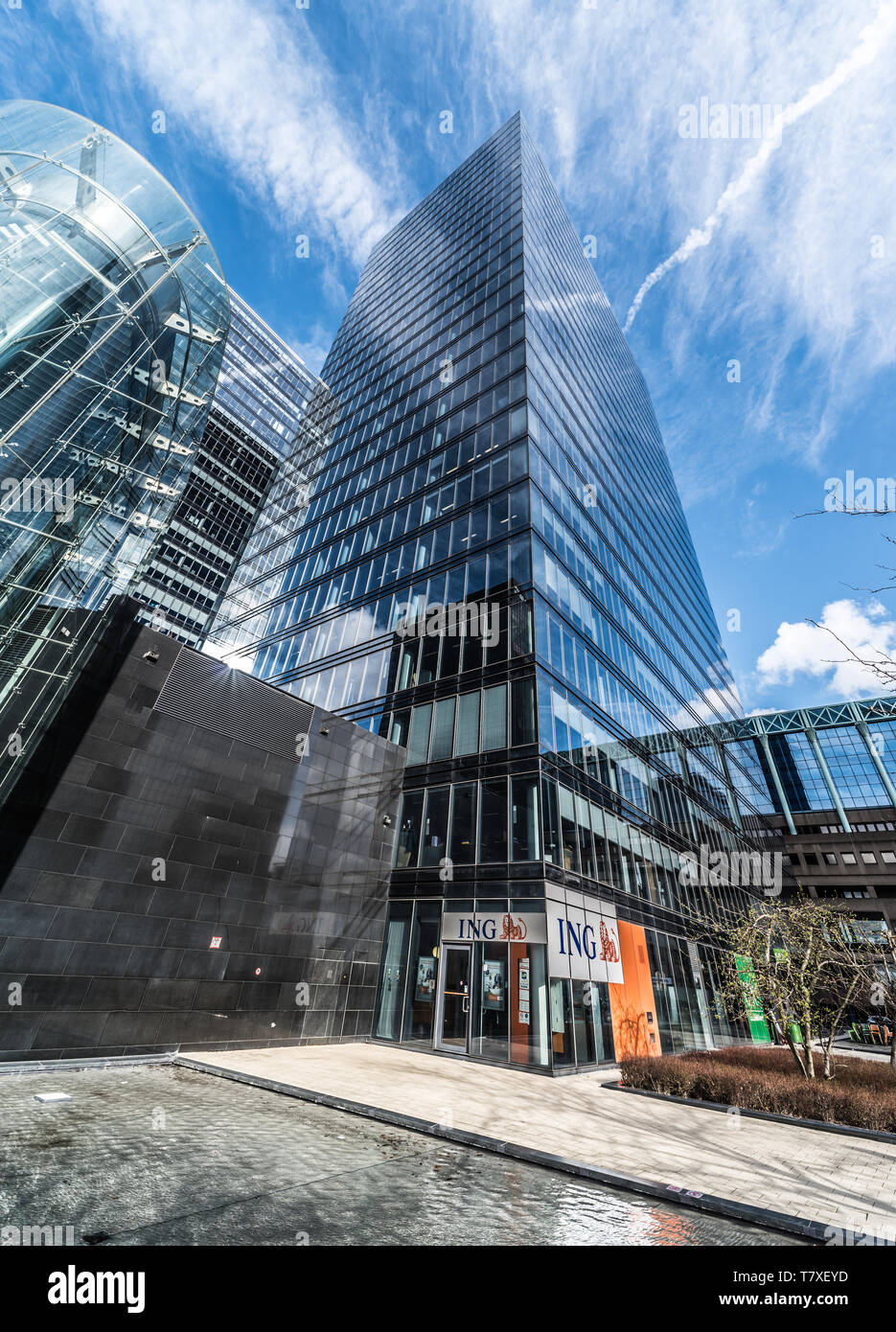 Bruxelles, Belgique - 03 10 2019 : une agence bancaire ING dans les quartier nord à côté du North Galaxy tower Banque D'Images