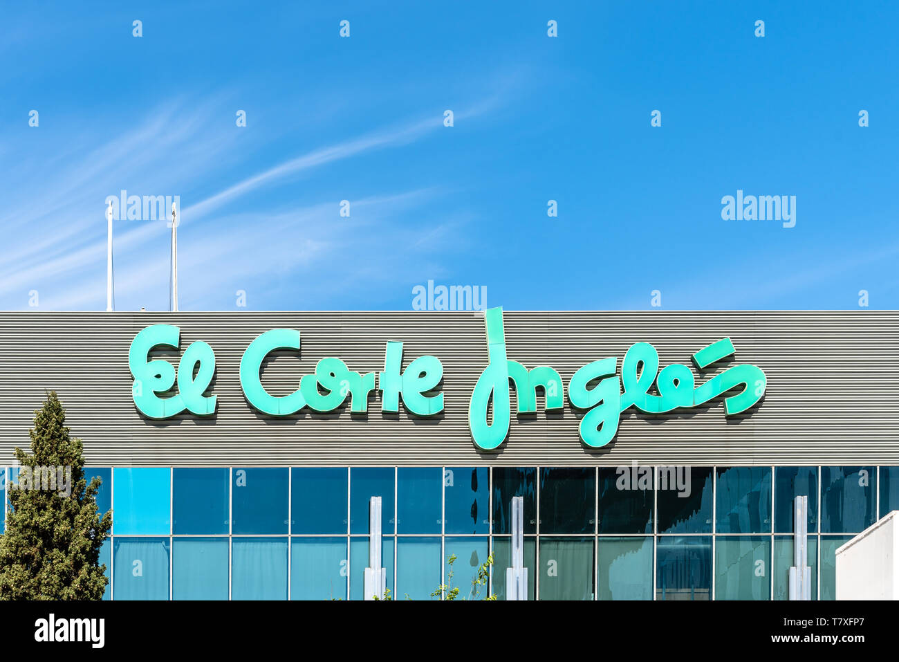 Madrid, Espagne - Mai 1, 2019 : grand magasin El Corte Ingles à Castellana, Madrid. El Corte Ingles est l'un des plus grand magasin groupe en t Banque D'Images