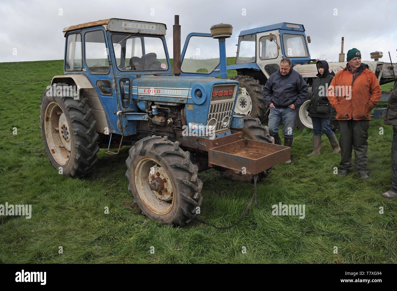 Ford Tracteur à la ferme, vente aux enchères de dispersion Venn Herefordshire Banque D'Images