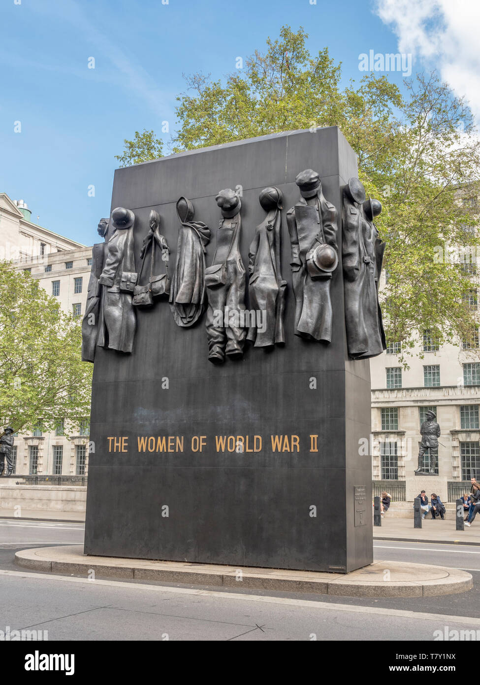 Monument à la femme de la Seconde Guerre mondiale, British National War Memorial par John W. Mills, Whitehall, Londres, Royaume-Uni. Banque D'Images