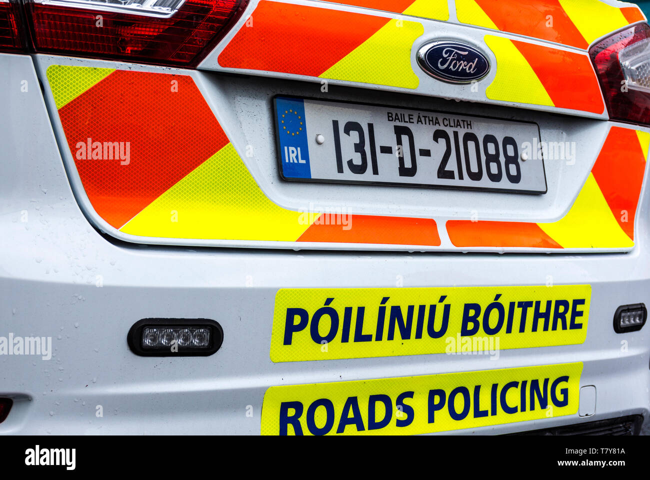 Une voiture de police des routes nationales Garda Bureau ou GNRPB. L'unité de police des routes de la Garda Síochána. Avant 2018, il était connu sous le nom de Traf Garda Banque D'Images