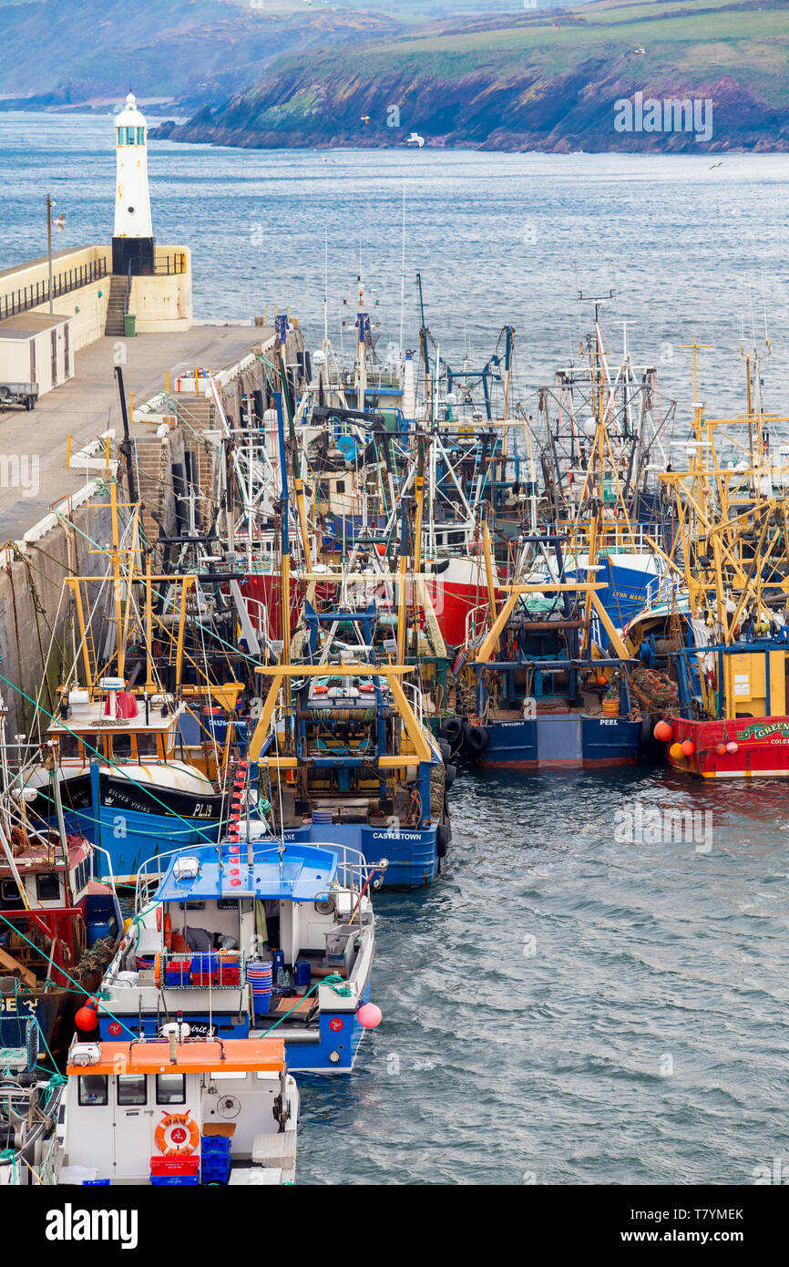 Bateaux de pêche dans le port de Peel, Ile de Man Banque D'Images