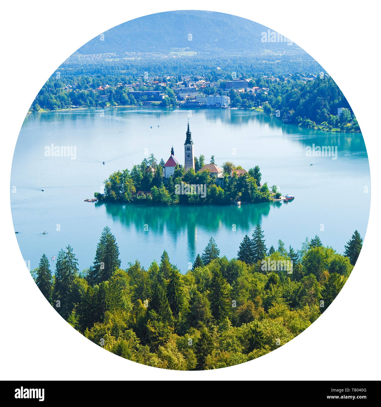 Icône ronde du lac de Bled (le plus célèbre lac en Slovénie) avec l'île de l'église et le typique des bateaux en bois, appelé Pletna Les (Europe - Sloveni Banque D'Images