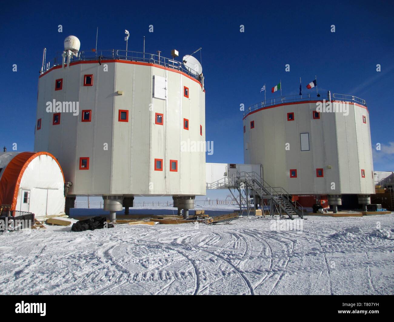 La base de Concordia, en Antarctique Photo Stock - Alamy