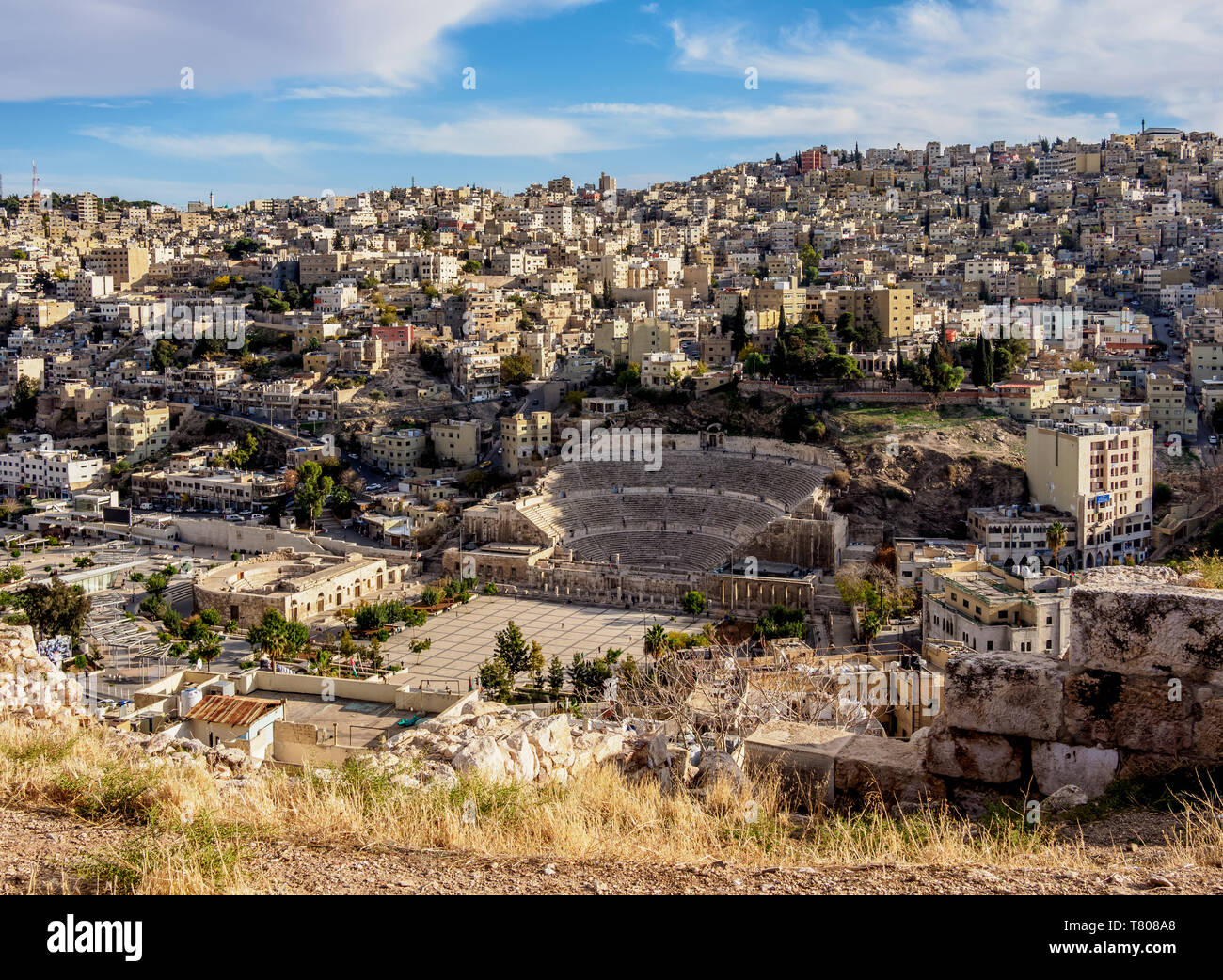 Théâtre romain et le Royaume hachémite Plaza, elevated view, Amman, Amman, Jordanie, le Gouvernorat de Moyen-orient Banque D'Images