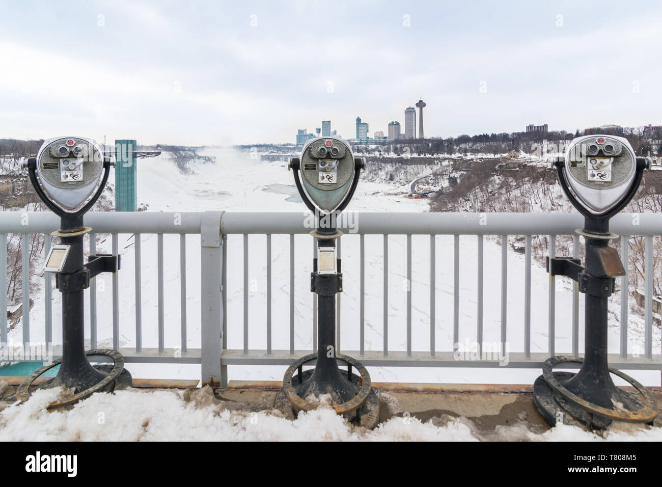 Jumelles à monnayeur à Niagara Falls, à Buffalo, État de New York, États-Unis d'Amérique, Amérique du Nord Banque D'Images
