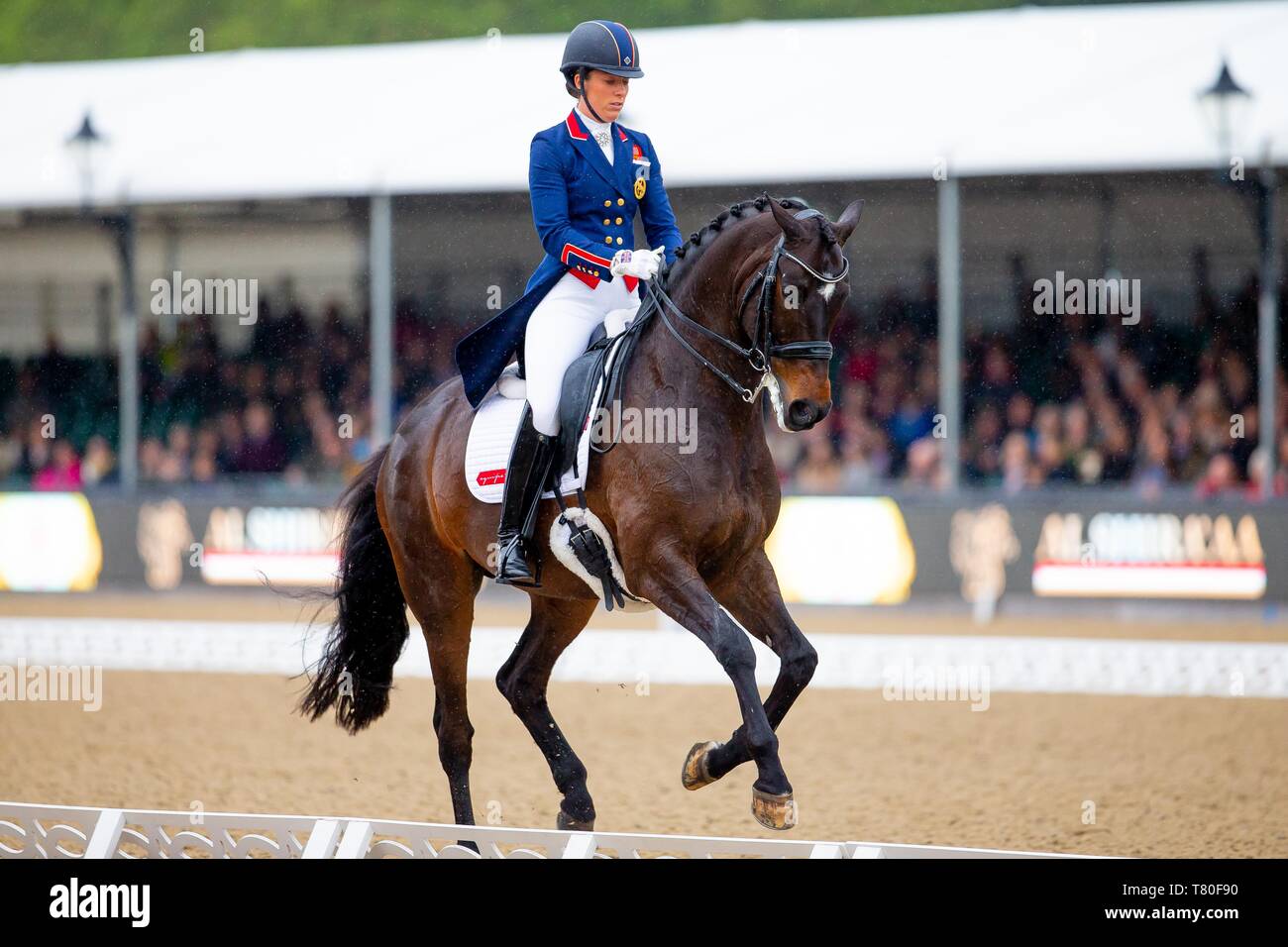 Windsor, Berkshire, Royaume-Uni. 09 mai, 2019. Gagnant. Charlotte Dujardin équitation. Erlentanz GBR. Le Shira Al'aa Grand Prix. CDI4*. Le Dressage. Royal Windsor Horse Show. Windsor. Dans le Berkshire. United Kingdom. GBR. 09/05/2019. Credit : Sport en images/Alamy Live News Banque D'Images