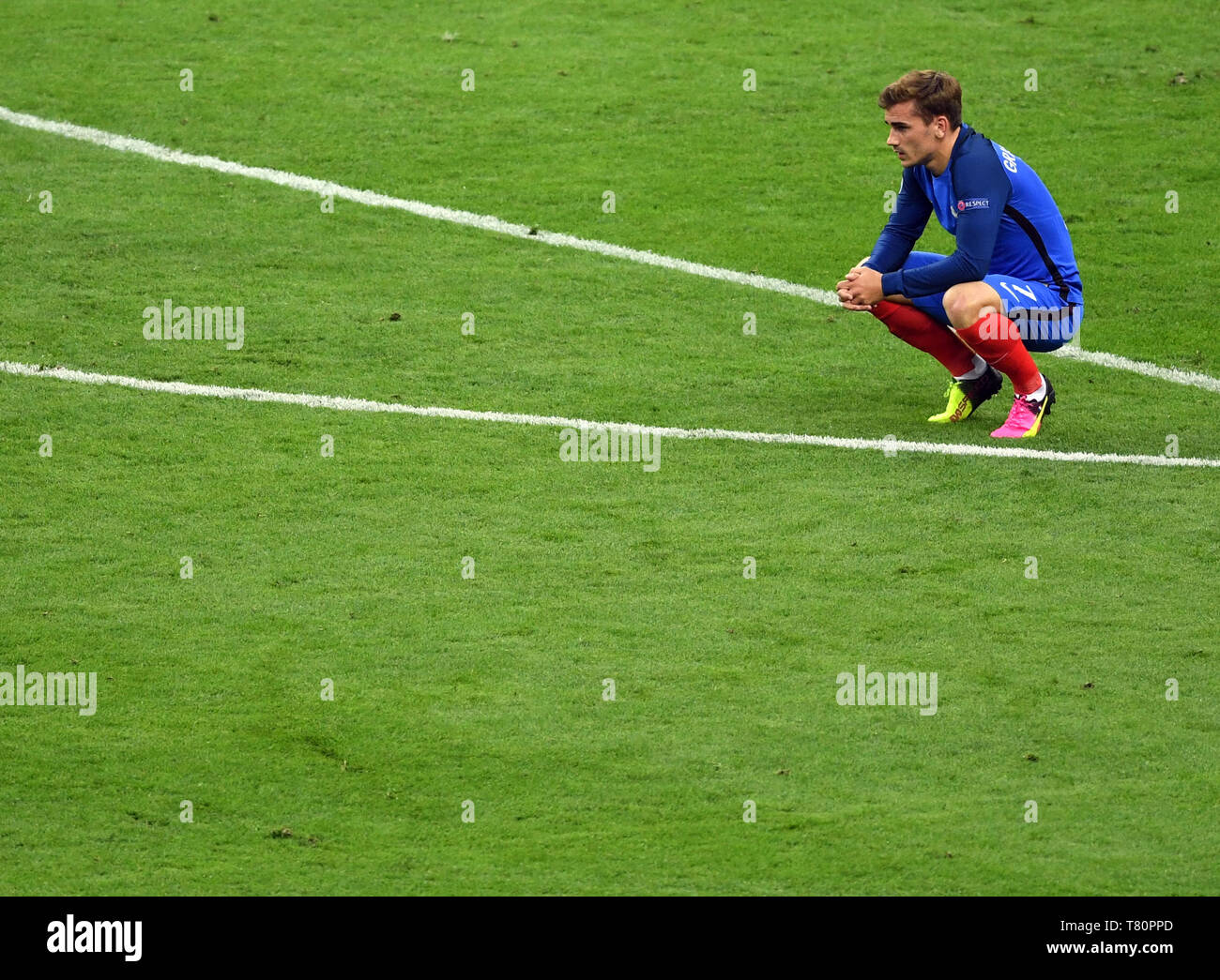 St Denis, France. 10 Juin, 2016. Antoine Griezmann de France réagit à la un match de football de l'UEFA EURO 2016 entre la France et la Roumanie au Stade de France à Saint-Denis, France, 10 juin 2016. Credit : Marius Becker/dpa/Alamy Live News Banque D'Images