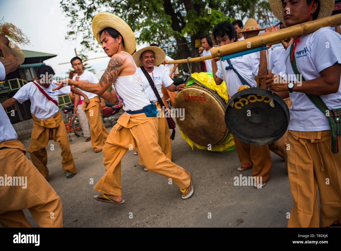 Festival à Lac Inle, l'État de Shan, Myanmar (Birmanie), l'Asie Banque D'Images