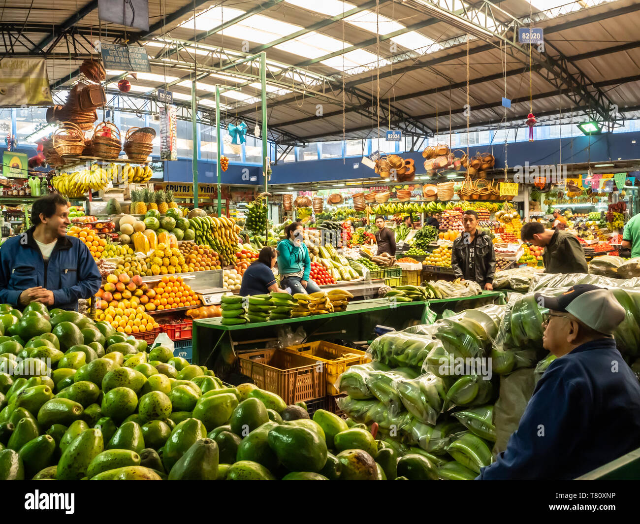 La section des fruits de Paloquemao marché, Bogota, Colombie, Amérique du Sud Banque D'Images