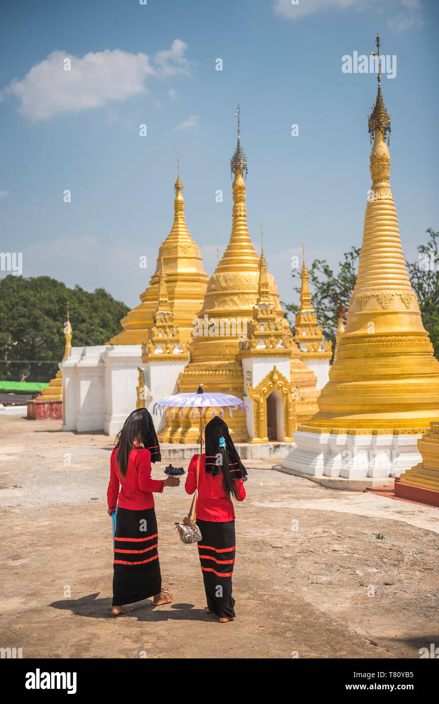 Festival Pindaya Cave, Pindaya, l'État de Shan, Myanmar (Birmanie) Banque D'Images