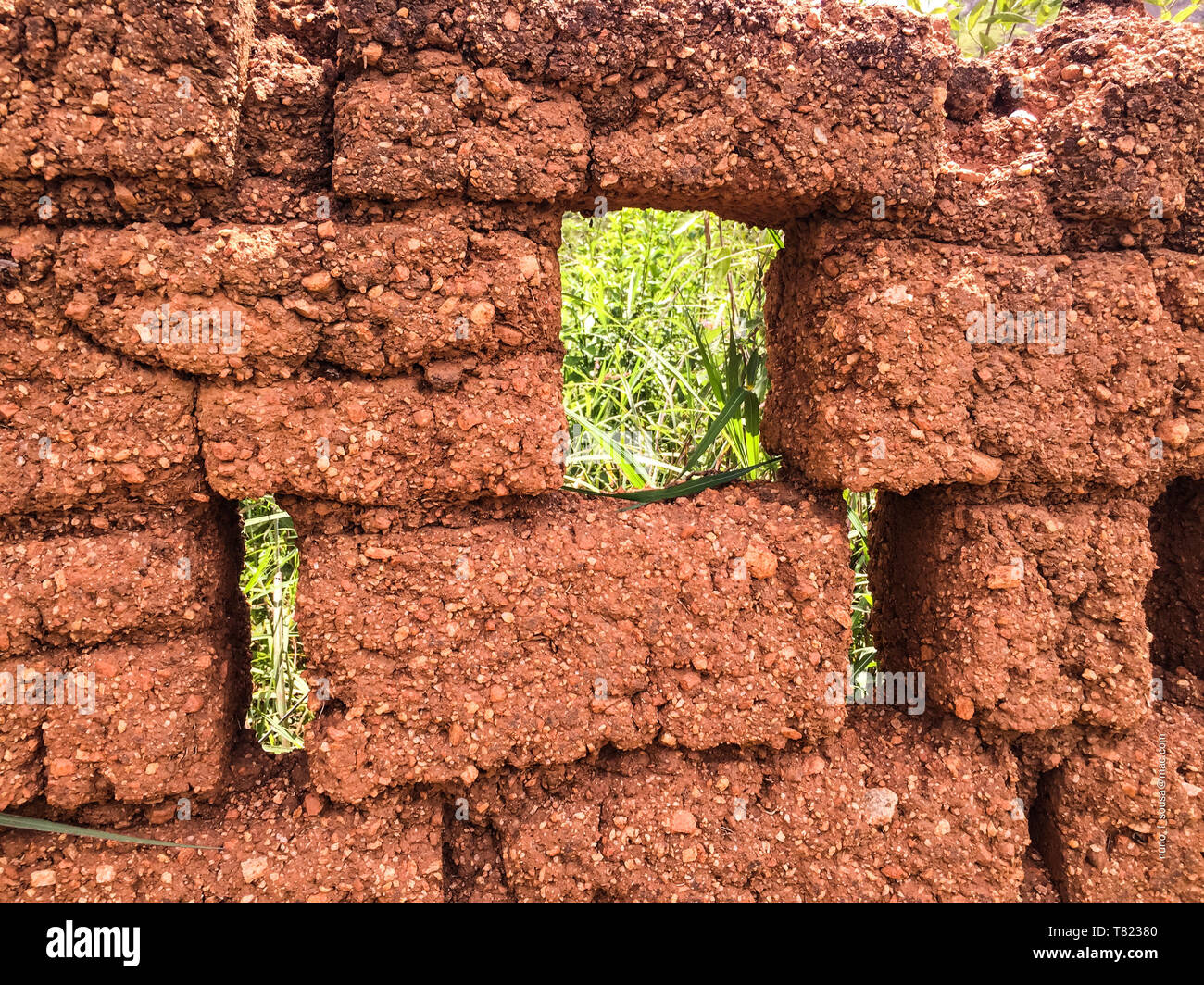 Mur de briques en terre cuite Banque D'Images