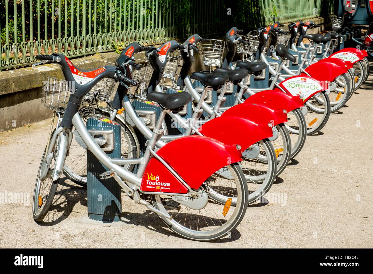 France, Haute Garonne, Toulouse, self service bicyclettes : Le Velo ou Velouse Banque D'Images
