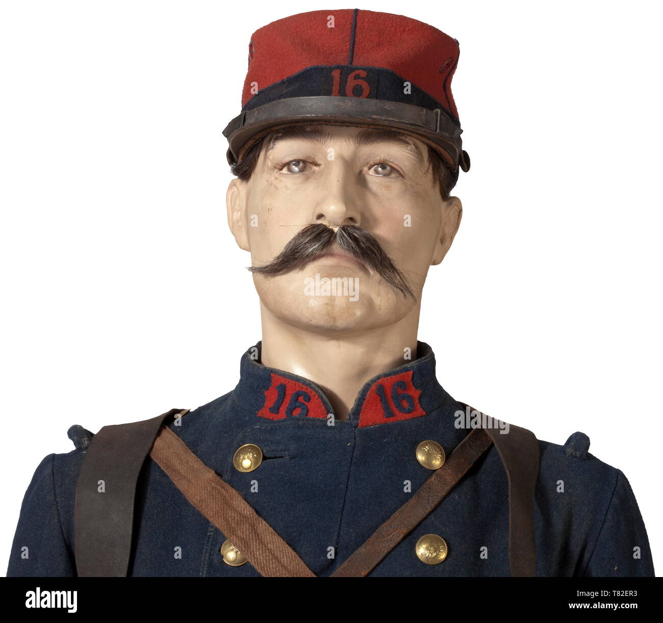 Un uniforme pour un soldat au 16ème régiment d'infanterie de 1884 m de Képi  Bleu foncé et rouge avec un chiffon en laine bleu foncé, tuyauterie-cousues  dans numéro de matricule, visière de