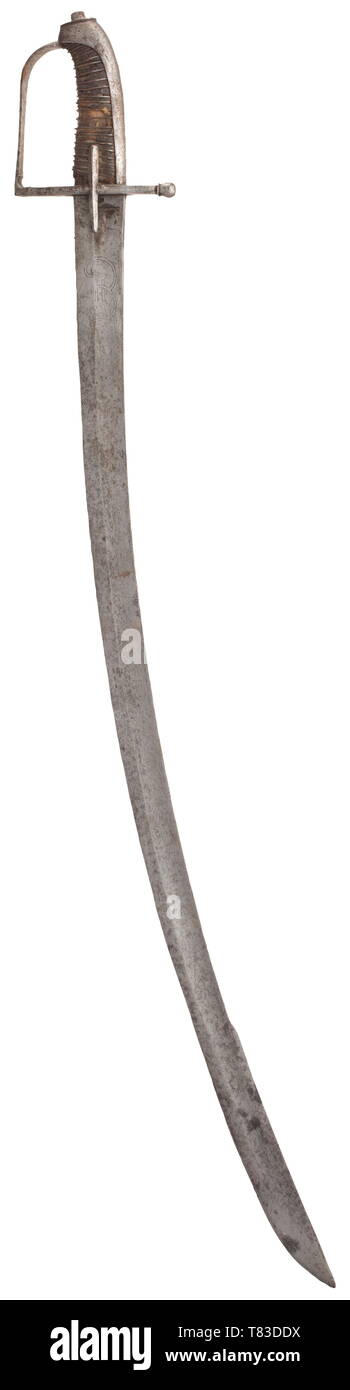 Un sabre M 1786/1796 pour Fédération de la cavalerie légère avec lame fuller des deux côtés. L'avers gravé sur le monogramme "E II' pour la Grande Catherine. Sur la lame de l'essayeur stamp. Fusée fer-bow couilles lié avec du fil de fer, poignée en cuir (le cuir partiellement endommagé). Un peu pale tachées. Longueur 103 cm. Cf. Hermann Historica, 60 enchères, lot 2906, vendu pour environ 13 500 euros., historique, historique du 18e siècle, Additional-Rights Clearance-Info-Not-Available- Banque D'Images