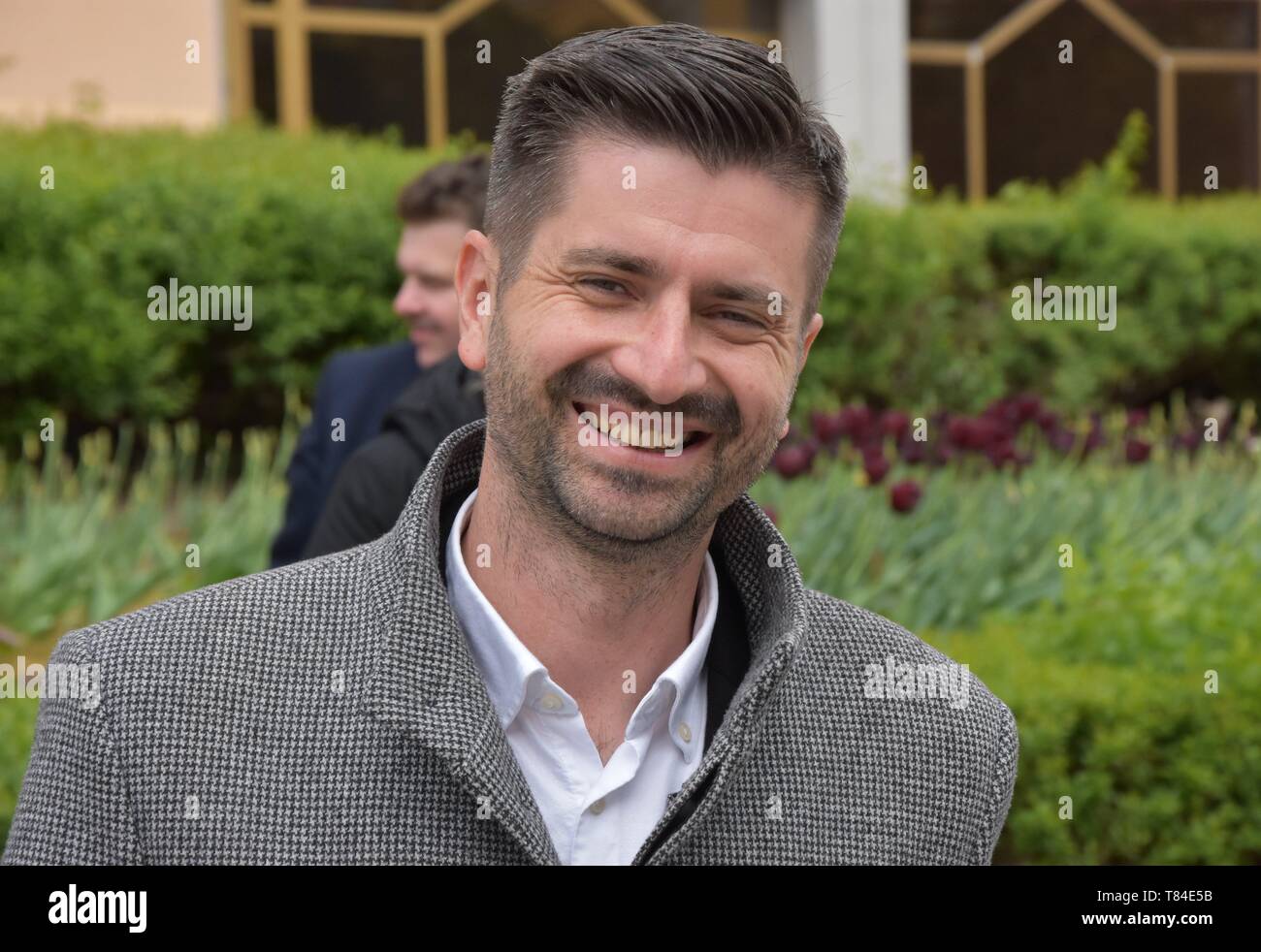 Lubin, Pologne. 10 mai, 2019. Élections au Parlement européen en Pologne, le chef de la liste Wiosna Biedronia (printemps) dans le district d'Opole Dolny Slask Krzysztof Smiszek, partenaire privé de Robert Biedron, ancien maire de SÂ³upsk en Pologne, il est le plus célèbre couple gay/Twardysko-Wierzbicki Crédit : Piotr ZUMA Wire/Alamy Live News Banque D'Images