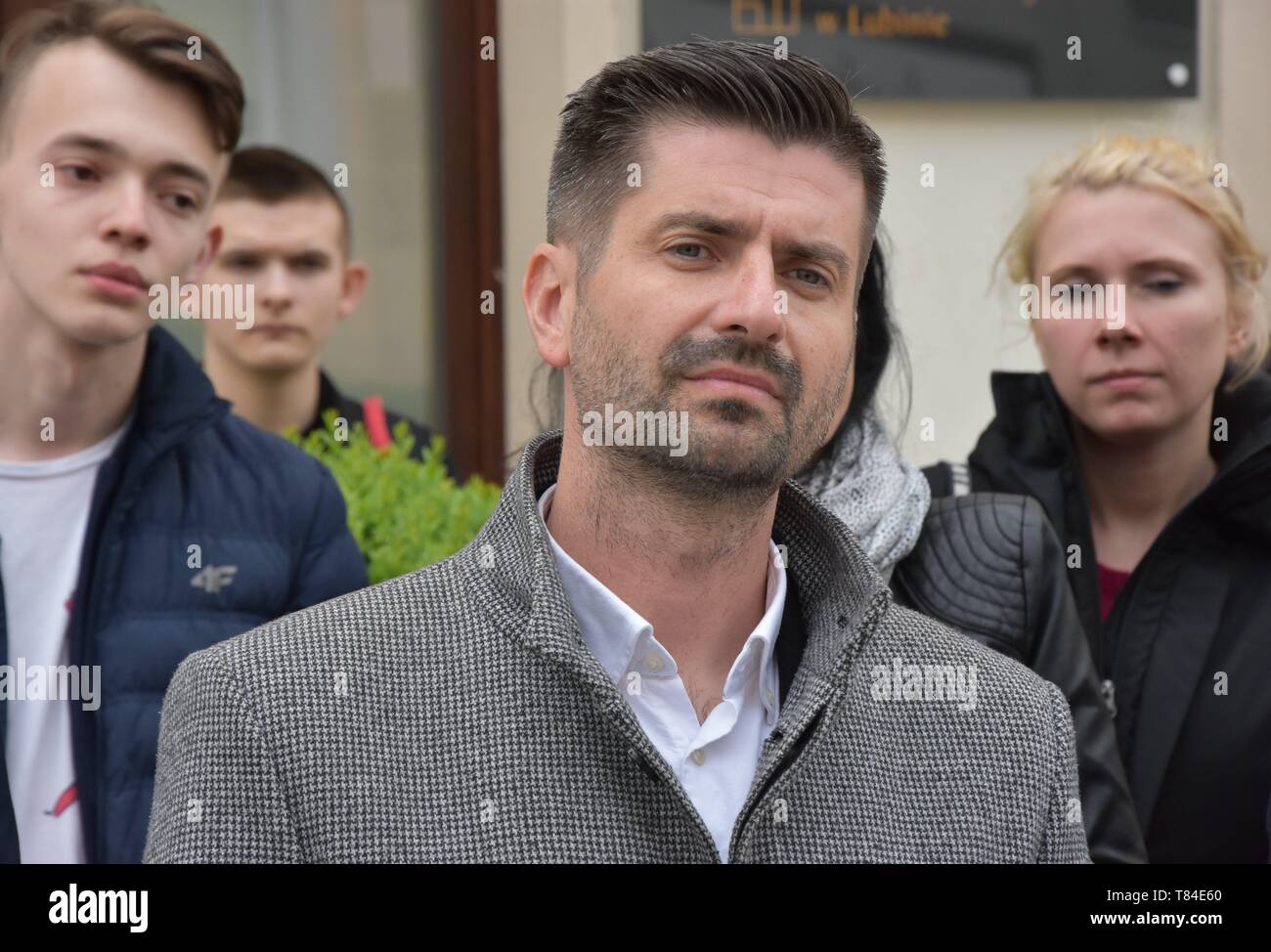 Lubin, Pologne. 10 mai, 2019. Élections au Parlement européen en Pologne, le chef de la liste Wiosna Biedronia (printemps) dans le district d'Opole Dolny Slask Krzysztof Smiszek, partenaire privé de Robert Biedron, ancien maire de SÂ³upsk en Pologne, il est le plus célèbre couple gay/Twardysko-Wierzbicki Crédit : Piotr ZUMA Wire/Alamy Live News Banque D'Images