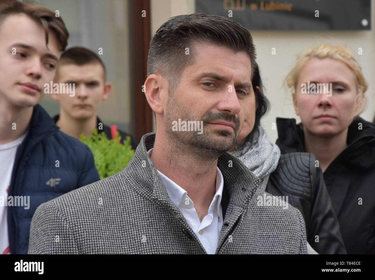 Lubin, Pologne. 10 mai, 2019. Élections au Parlement européen en Pologne, le chef de la liste Wiosna Biedronia (printemps) dans le district d'Opole Dolny Slask Krzysztof Smiszek, partenaire privé de Robert Biedron, ancien maire de SÂ³upsk en Pologne, il est le plus célèbre couple gay/Twardysko-Wierzbicki Crédit : Piotr ZUMA Wire/Alamy Live News Banque D'Images