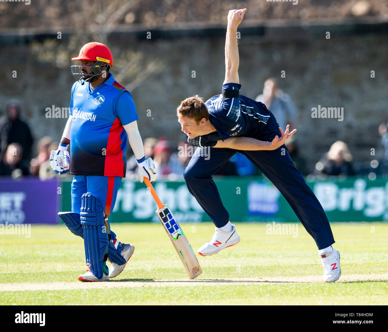 La Grange, Edinburgh, Midlothian, UK. 10 mai 2019. L'Écosse v Afghanistan ODI. Montre : Ecosse de Pic Alasdair Evans, bols au cours de la deuxième manche que l'Écosse prendre sur l'Afghanistan dans un un jour à l'International Grange, Edinburgh Crédit : Ian Jacobs/Alamy Live News Banque D'Images