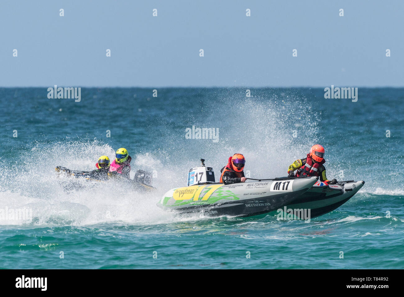 Newquay, Cornwall, UK. Le 11 mai, 2019. Le 5ème prb mis à l'UK a retourné à la célèbre plage de Fistral Newquay pour les Rounds 1&2 de la 2019 Le 5ème prb mis à l'championnats. Action spectaculaire que 4m bateaux gonflables la race et la puissance par le surf. Gordon 1928/Alamy Live News Banque D'Images