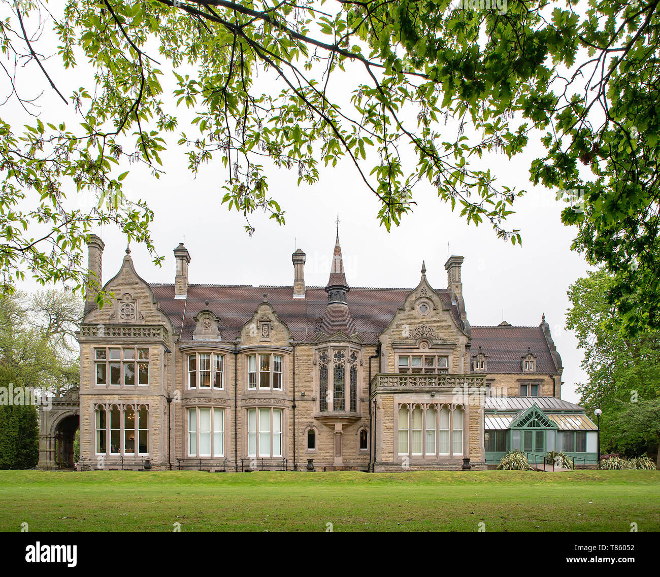 Denzell House dans le jardins ornementaux, Dunham Rd, Bowdon, Trafford, Greater Manchester Banque D'Images