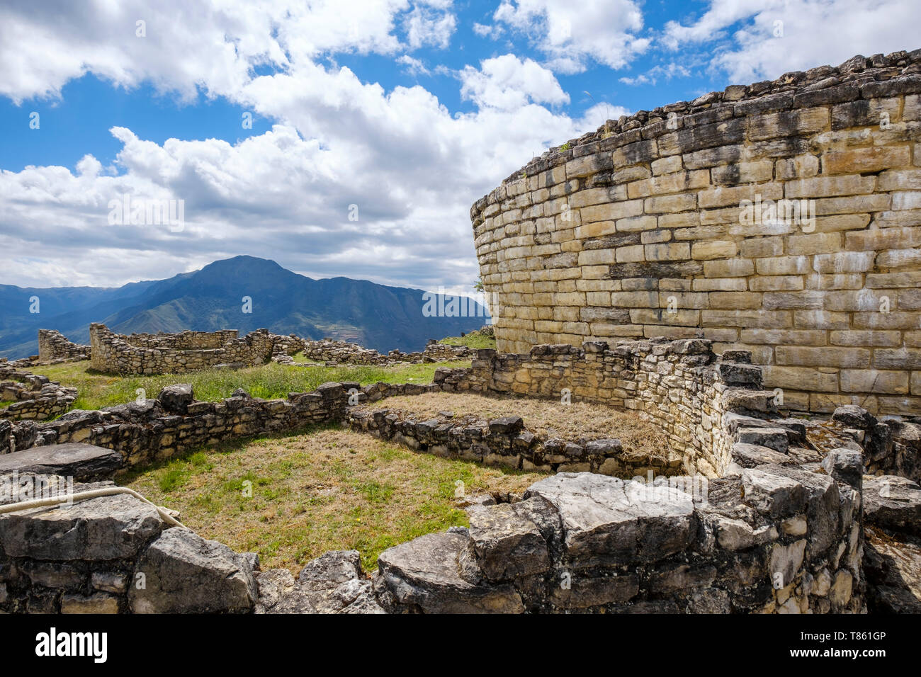 Inteior et murs de bâtiments en ruines Kuélap Chachapoyas Province, Pérou Banque D'Images