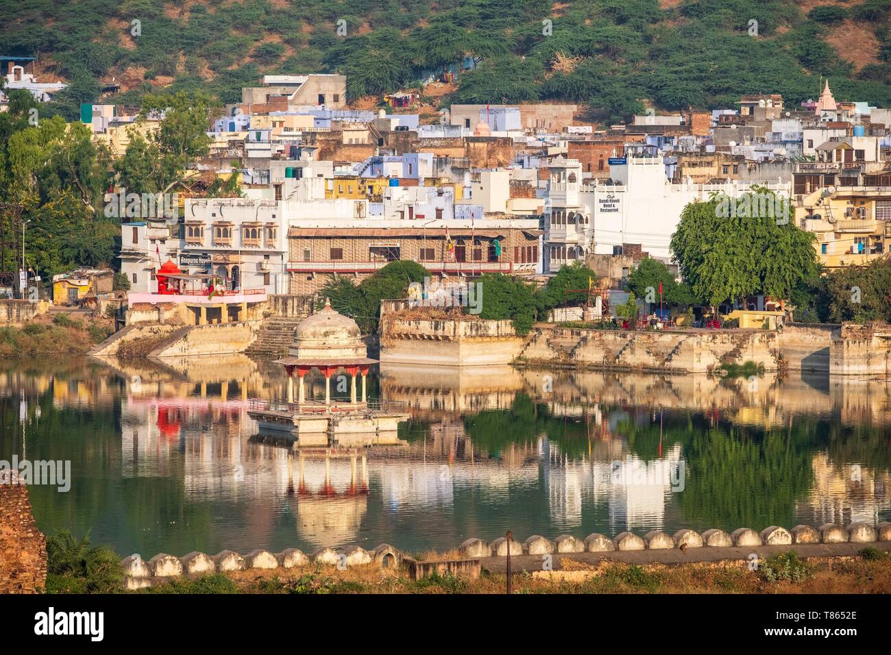 L'Inde, du Rajasthan, Bundi, la vieille ville et le Nawal Sagar Lake Banque D'Images