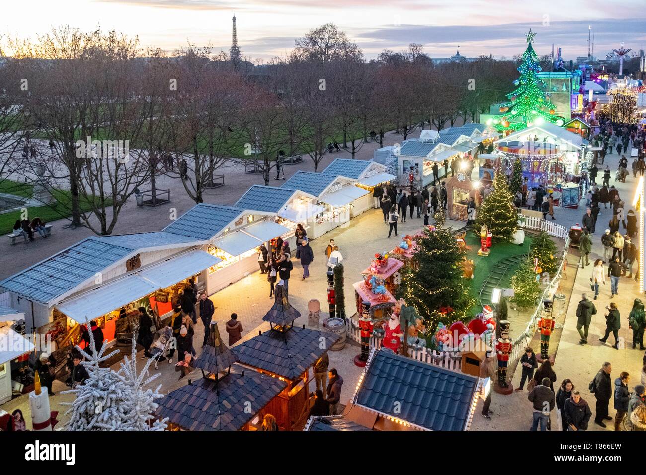 France, Paris, jardin des Tuileries, le marché de Noël Photo Stock - Alamy