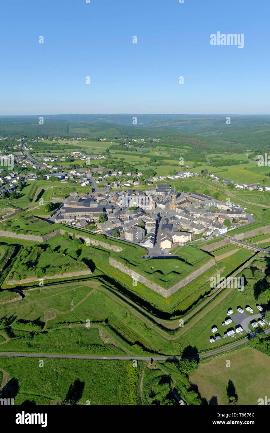 La France, de l'Ardennes, la citadelle de Rocroi fortifiée par Vauban (vue aérienne) Banque D'Images