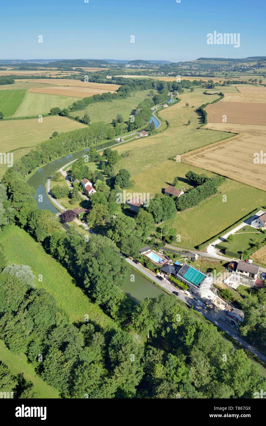 France, Côte d'Or, le canal de Bourgogne (vue aérienne) Banque D'Images