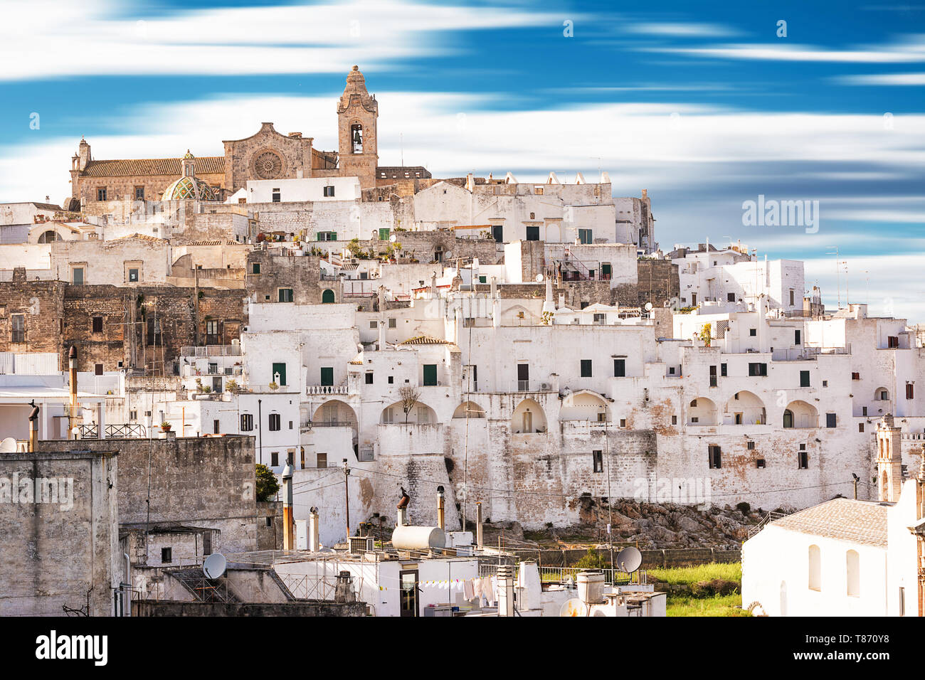 Vue panoramique d'Ostuni (Italie) Banque D'Images