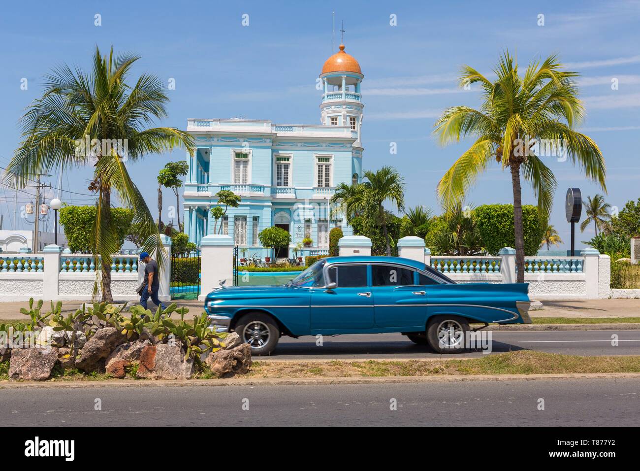 Cuba, Cienfuegos, Cienfuegos province, centre historique classé au Patrimoine Mondial par l'UNESCO, Punta Gorda, l'hôtel Palacio Azul Banque D'Images