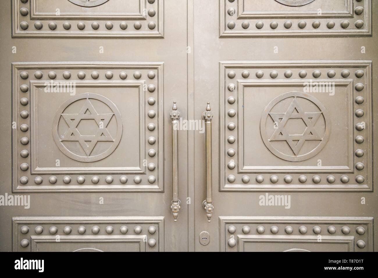 La Géorgie, Batoumi Batoumi, synagogue, construite en 1904, avec détail de la porte des étoiles de David Banque D'Images