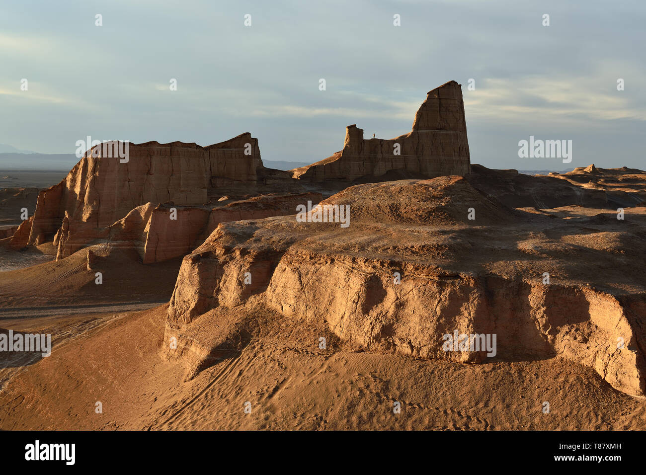 Les formations rocheuses gigantesques sur le désert du Lut - Dasht-e-Lut les plus chauds et plus arides de la planète, localiser près de Kerman, Iran. Banque D'Images