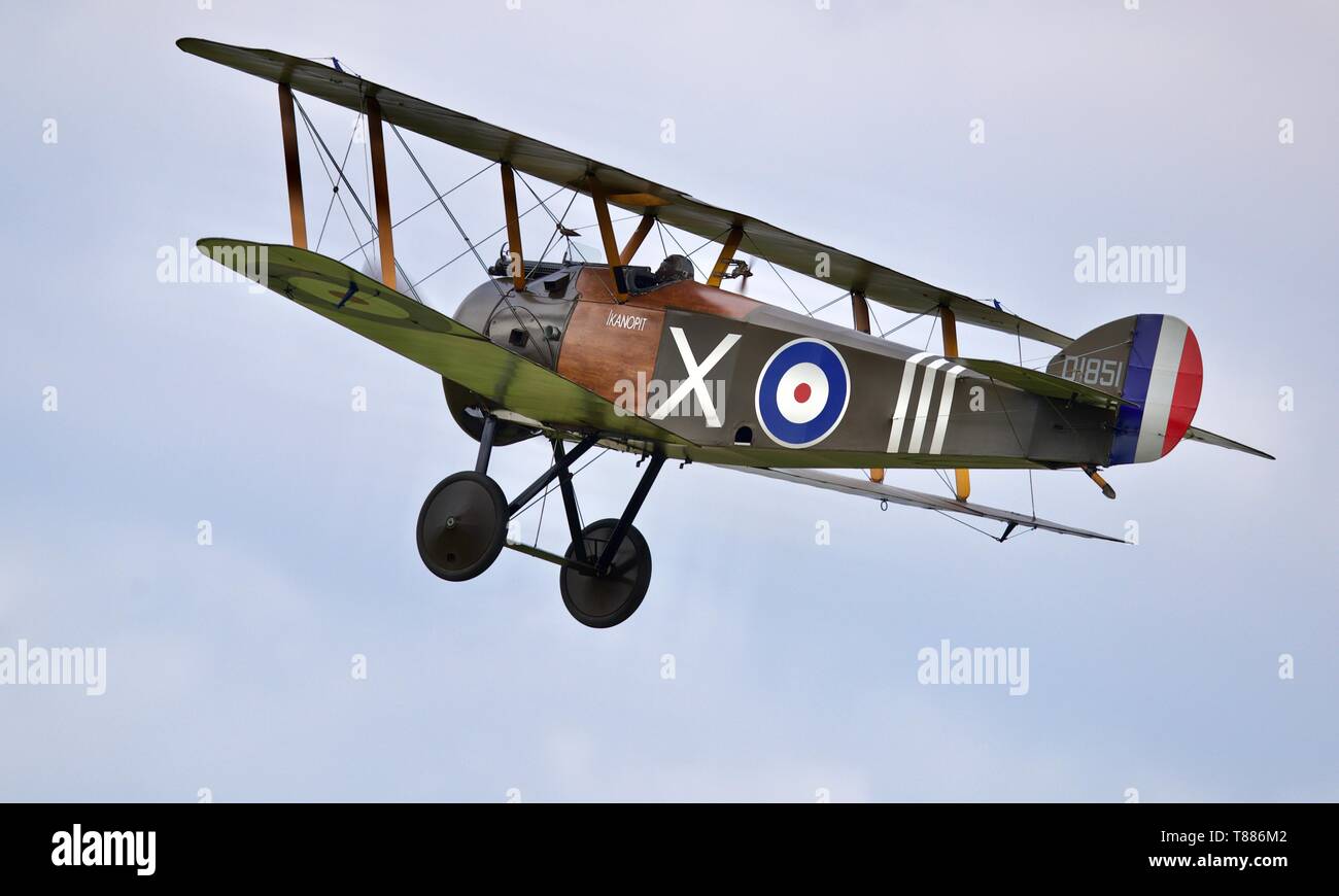 1918 Sopwith Camel (reproduction) à effectuer sur la premiere saison Shuttleworth 5 Mai 2019 Banque D'Images