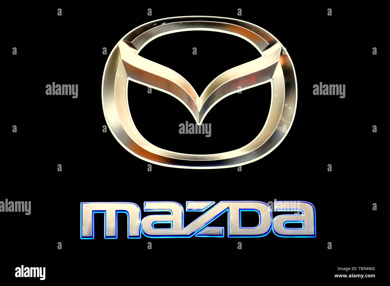 Barcelone, Catalogne, Espagne. Le 11 mai, 2019. L'image d'entreprise de la marque automobile Mazda qui présente ses véhicules vu à la Foire de l'Automobile 2019 à Barcelone. Credit : Ramon Costa/SOPA Images/ZUMA/Alamy Fil Live News Banque D'Images