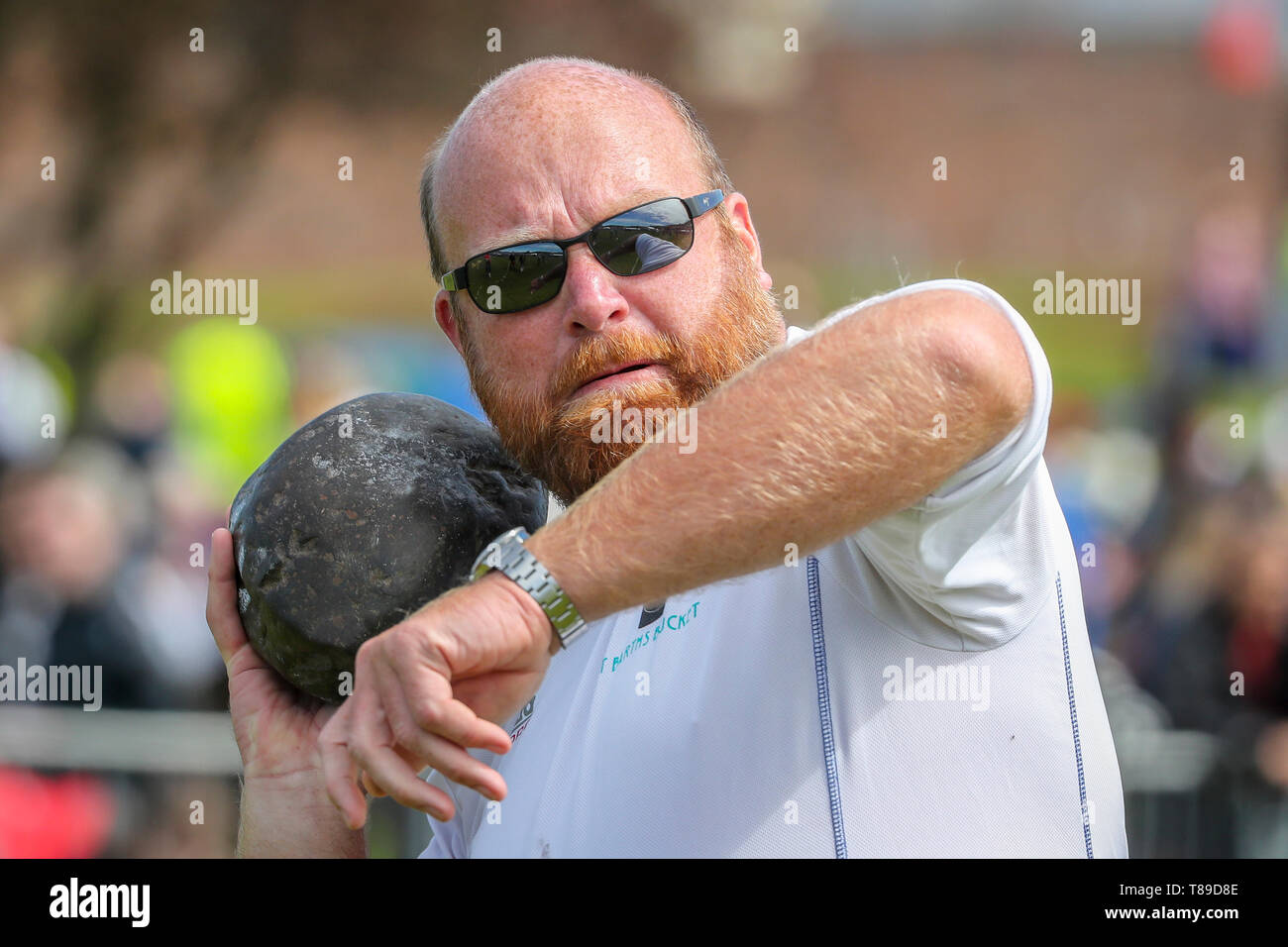 Gourock, UK 12 mai 2019. La Highland Games saison commence par la Gourock Highland Games à Battery Park, Gourock et fonctionnalités Pipe Band écossais traditionnels, des concours d'athlétisme lourd comme jeter les 16 kg et danse avec des concurrents aussi jeunes que 5 ans. Cette année, il y a eu une liste internationale des concurrents de pays comme la Pologne et d'Amérique Crédit : Findlay/Alamy Live News Banque D'Images