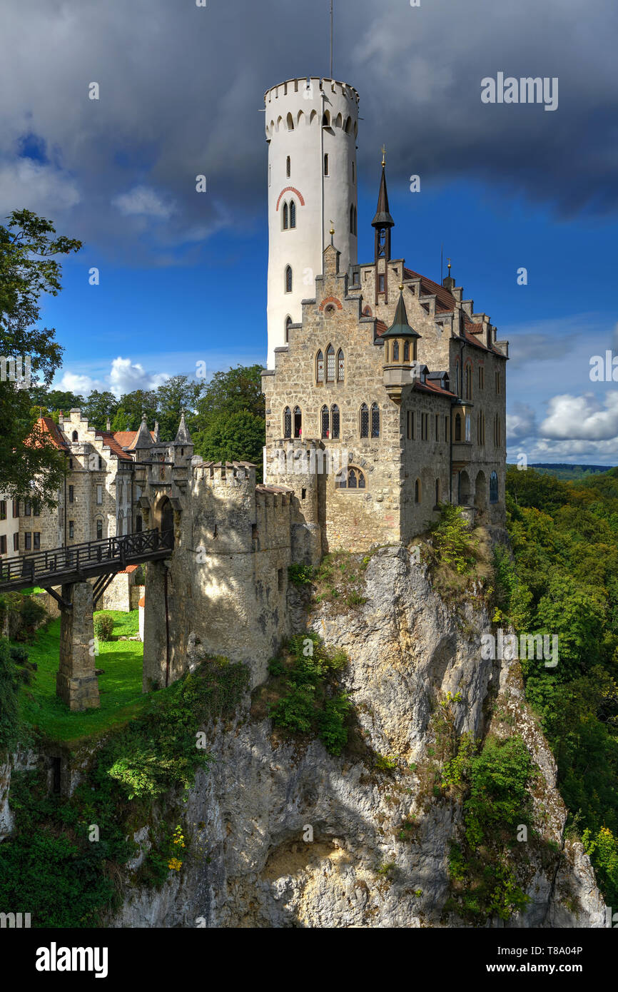 Château de Lichtenstein. Il est connu sous le nom de "château de conte de fées de Württemberg". Lichtenstein, Allemagne Banque D'Images