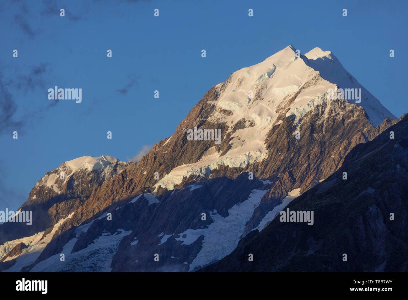 Nouvelle Zélande, île du Sud, région de Canterbury, Aoraki Mount Cook, 3724 m, site du patrimoine mondial de l'étiquette, l'Aoraki Mount Cook Park Banque D'Images