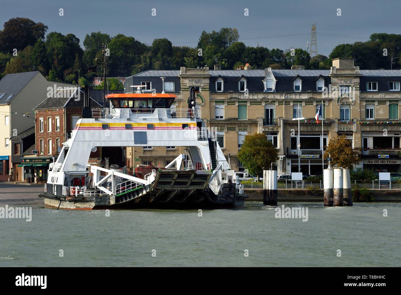 La France, Pays de Caux, Seine-Maritime, Seine Normande Parc Naturel Régional, le traversier la Seine à Duclair Banque D'Images