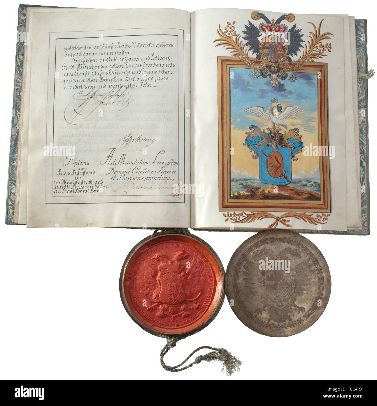 Un brevet de noblesse de l'époque de l'Électeur Carl Theodor de Bavière (1777 - 1799) Diplôme sur l'ennoblissement qu'imperial knight de magistrat et juge probatoire de Falkenau, Franz Konrad Korb (1720 - 1809), de Carl Theodor en sa qualité de vicaire impérial, administrateur du Saint Empire Romain, après la mort de l'Empereur Léopold II en 1790. Les douze pages dossier certificat lié en bleu clair ve xviiie siècle, Additional-Rights Clearance-Info-Not-Available- Banque D'Images