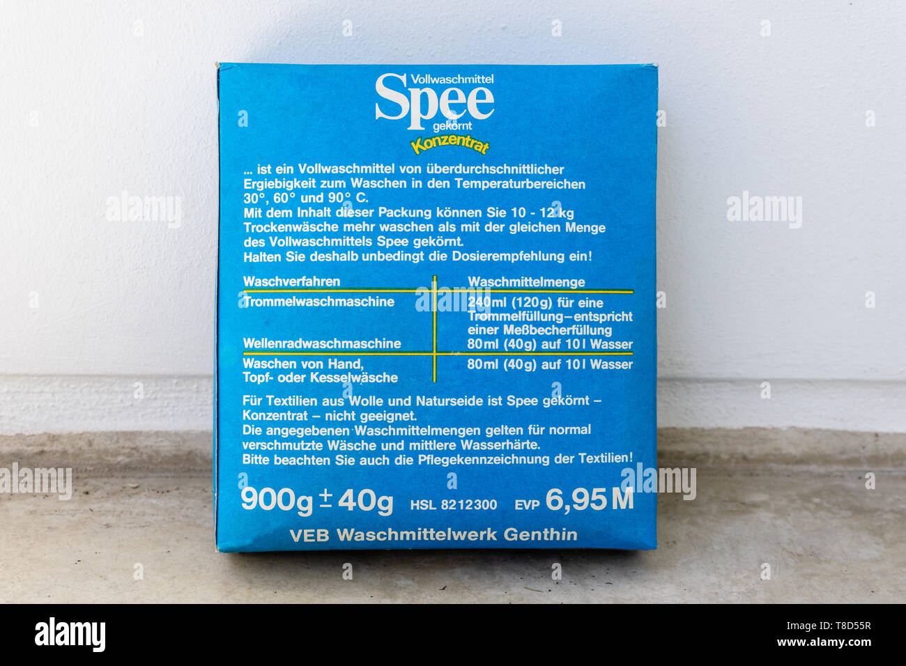 Un paquet de lessive original vintage Spee de ca.1980 - produit de l'Allemagne de l'Est (DDR/ GDR) Banque D'Images