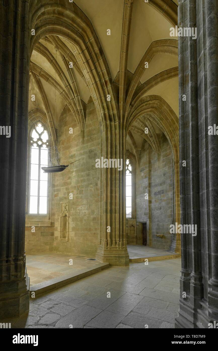 France, Manche, le Mont-Saint-Michel, l'intérieur de l'église et le choeur gothique Banque D'Images