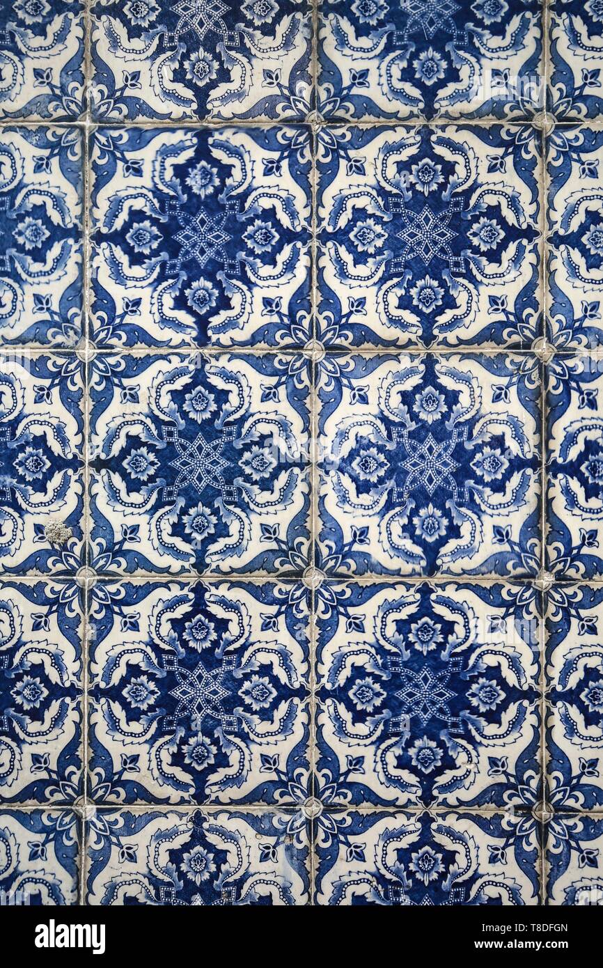 Portugal, Lisbonne, Graþa mur district, couvertes d'azulejos, carreaux de  faïence célèbre Photo Stock - Alamy